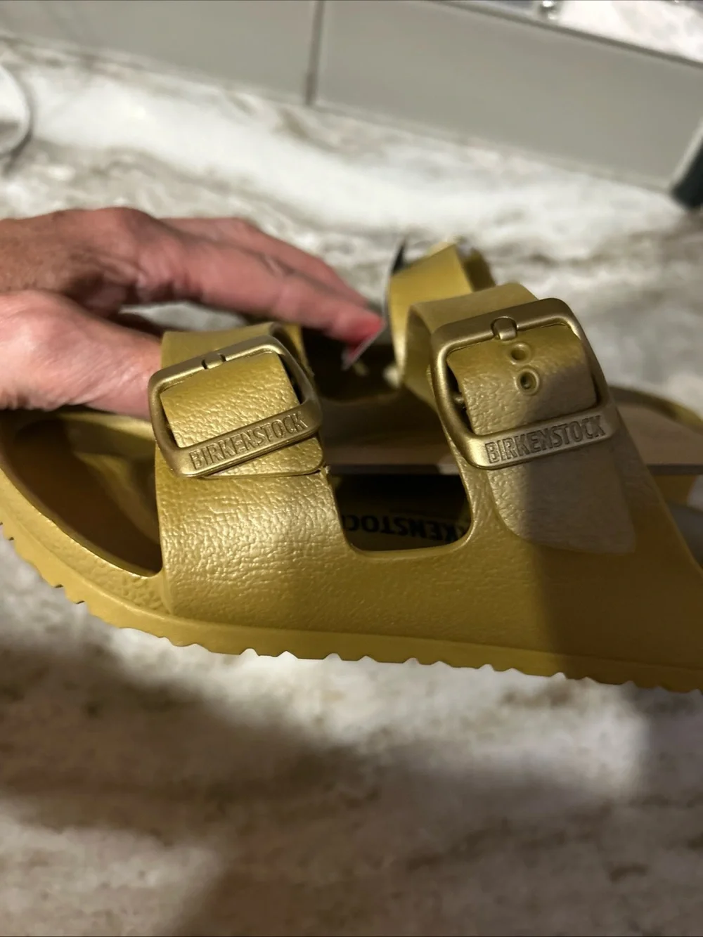 Birkenstock Arizona EVA Kids Sz 2 US/EUR 33 Sandal-Glamorous Gold Unisex